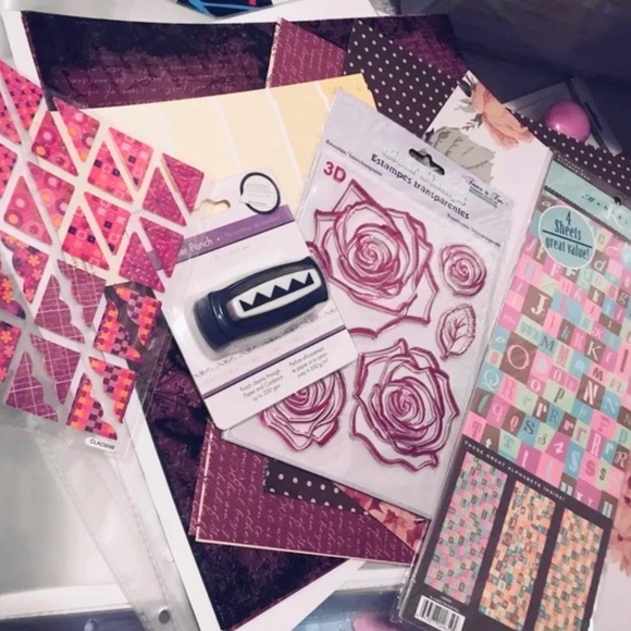 🎀 HUGE Scrapbooking Supplies Mystery Box Artist Art Junk Journals Photo - Picture 1 of 12